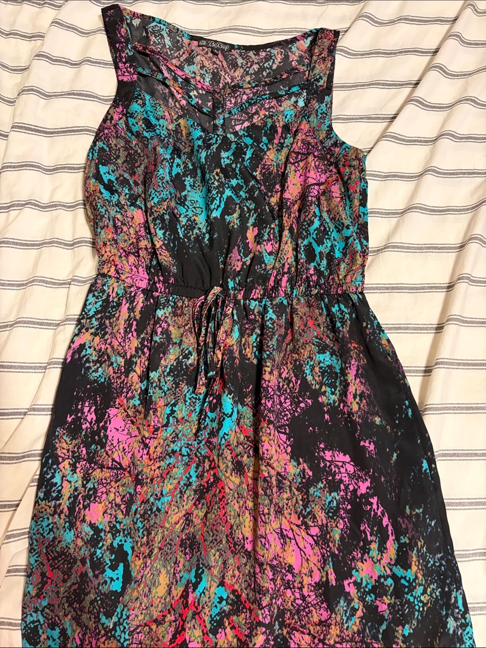 BeBop Black Multicolor Abstract Splash Tank